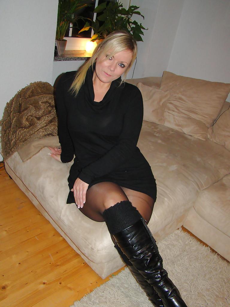 25P Beauties in BOOTS 1