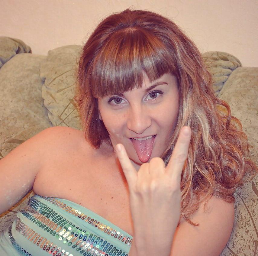 23P Bored married 38 yo milf. How would you fuck her?