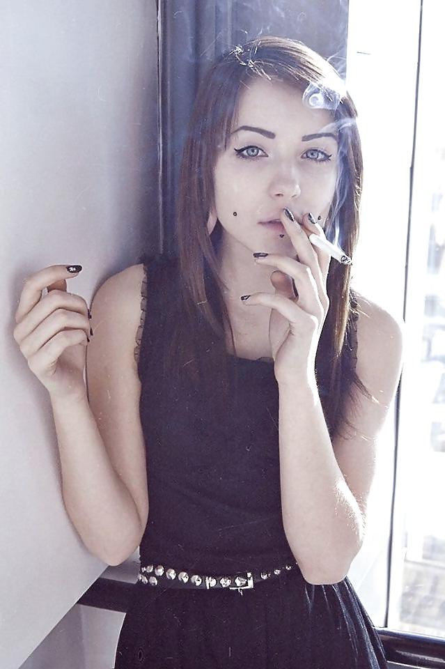 25P Smoking chicks 16