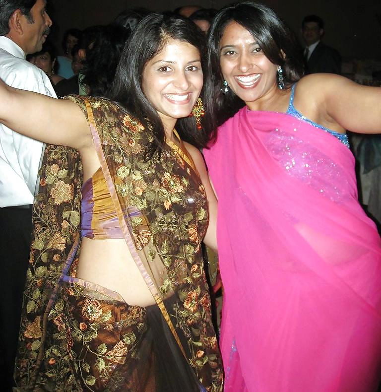 16P Arnpits of indian babes for comments vol.2