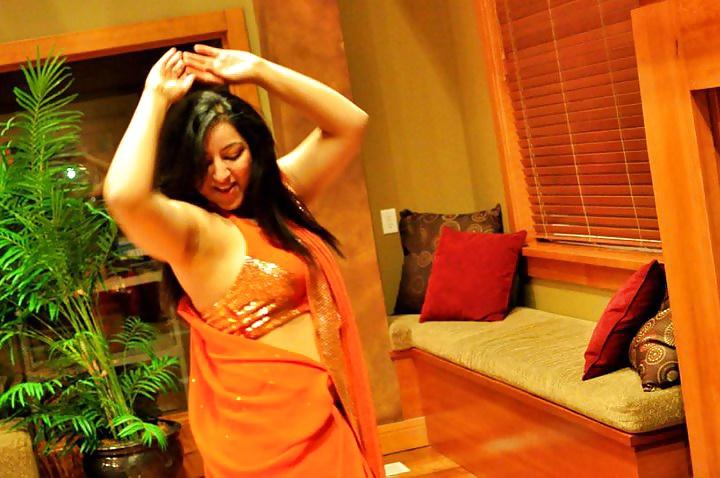 22P Armpits of Indian babes for comments.