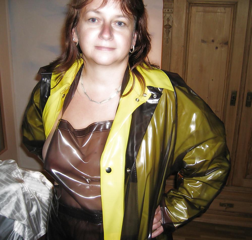 21P MILF full in PVC