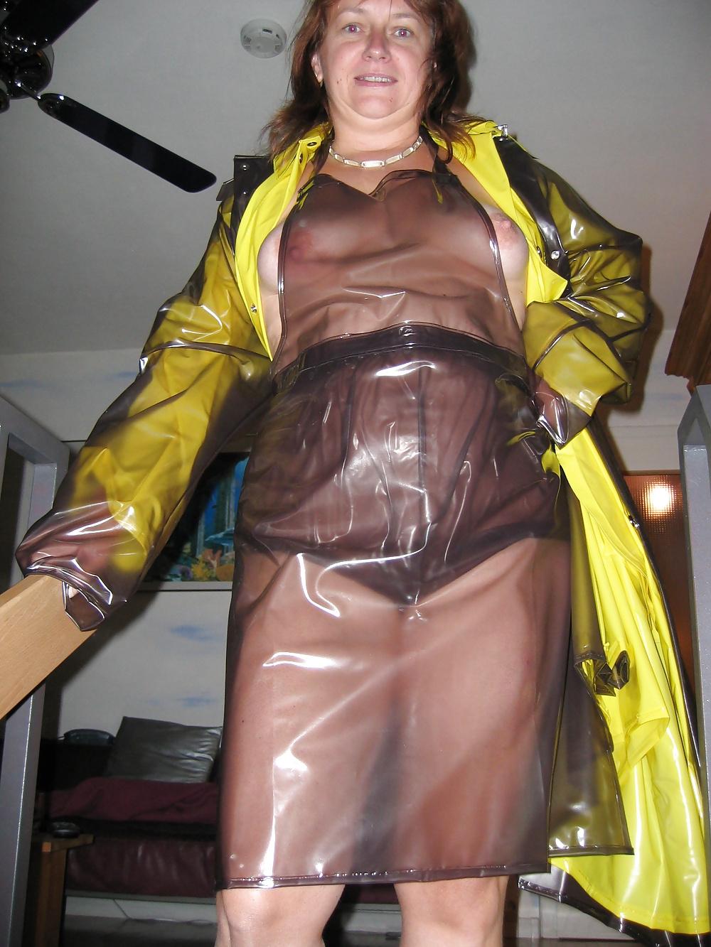 21P MILF full in PVC