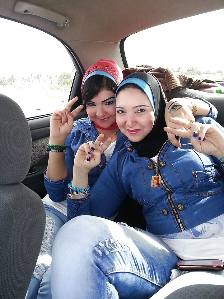 25P Egyptian Big Tits Girls of Alexandria 