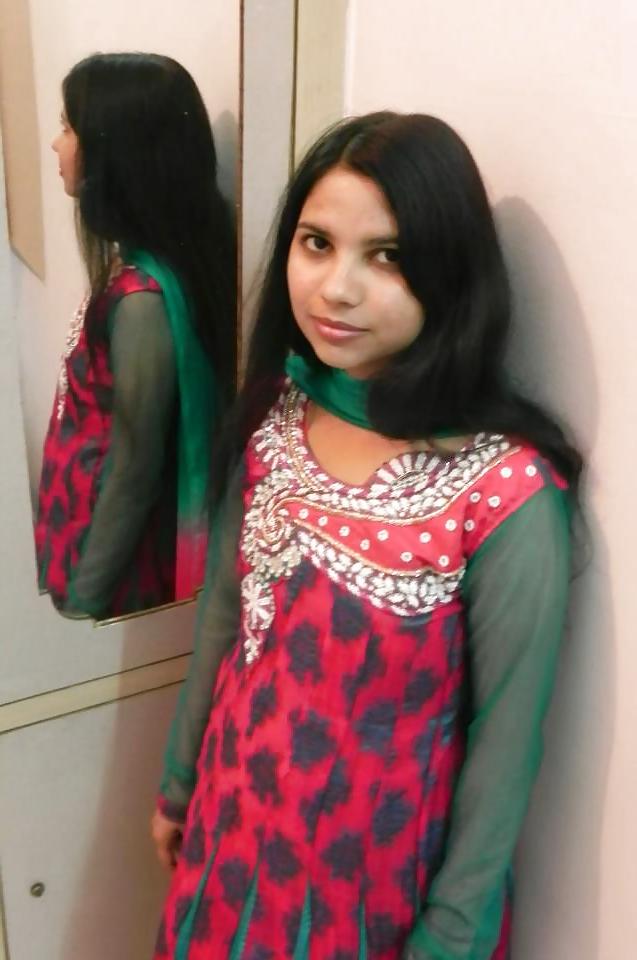 25P Indian cpl threesome 