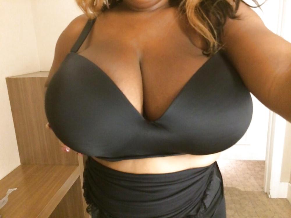 25P Huge Tits, Tight Tops 94