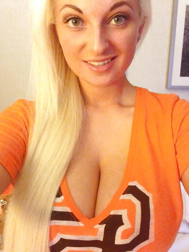 25P Internet Teen Slut Big Tit Chav Rebecca Ferguson xx