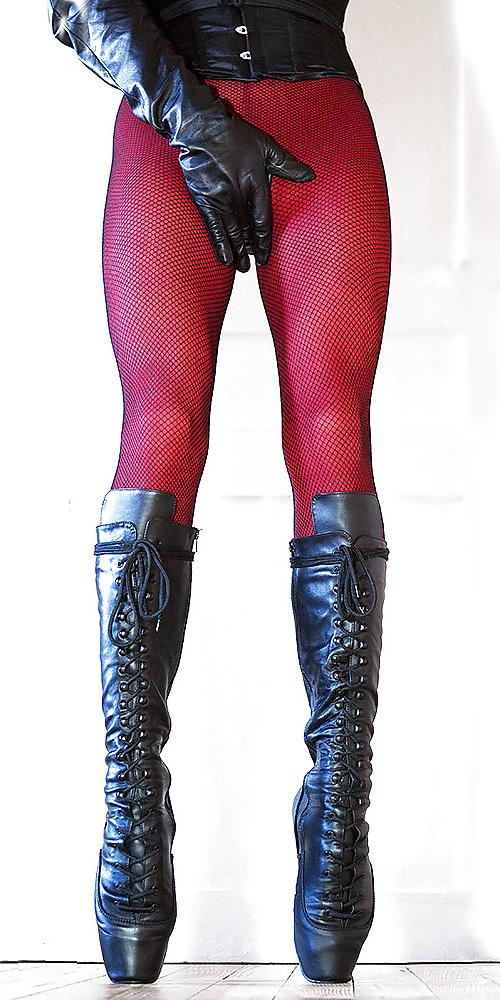 11P Fetish Ballet Boots and fishnet stockings
