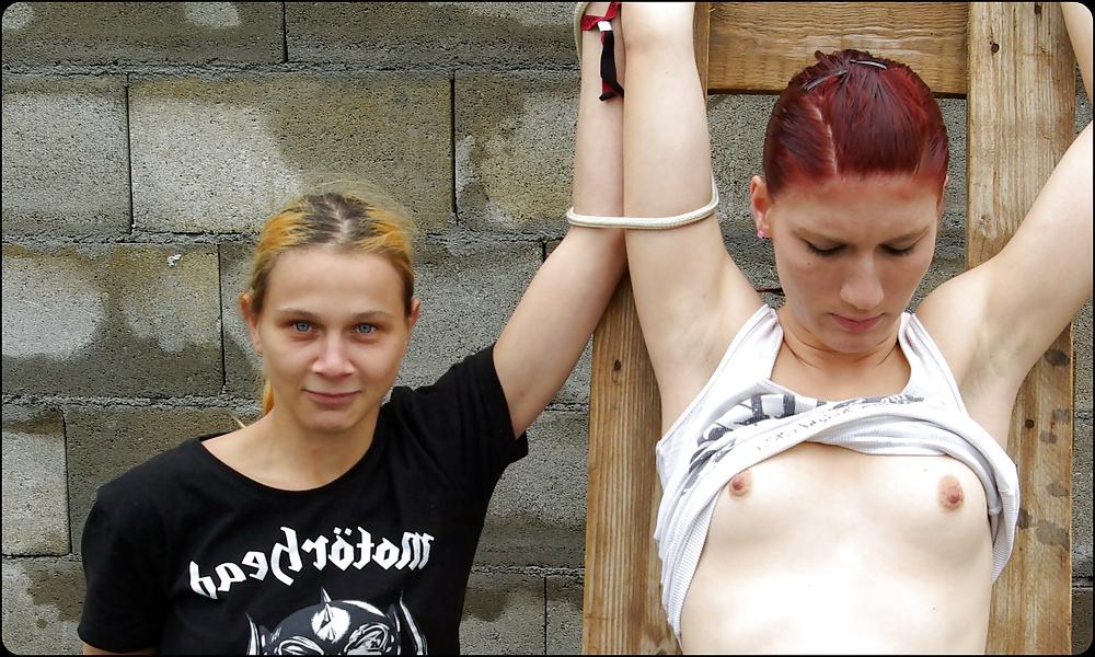 25P Bondage fun.