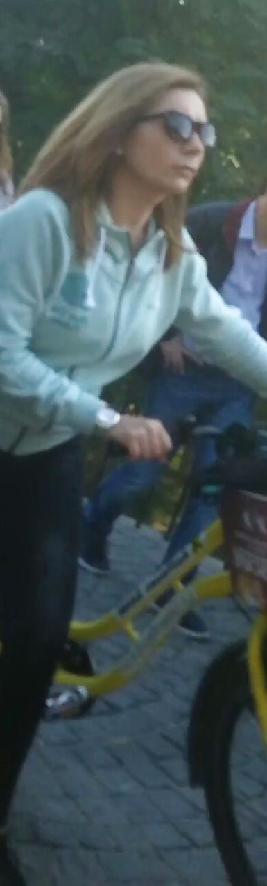 23P Spy sexy women in bicycle romanian