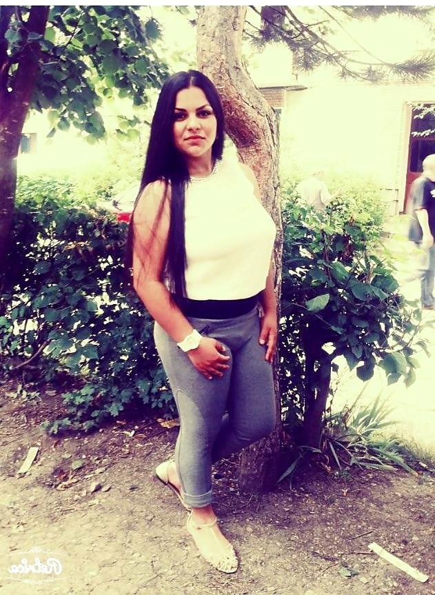 10P Romanian Huge Tits Amateur 12