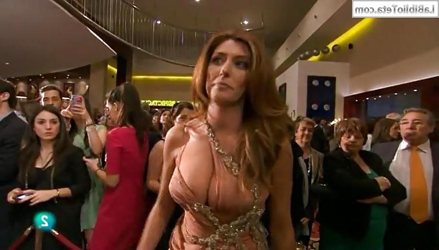 25P Patricia Betancort Newscaster Big Boobs