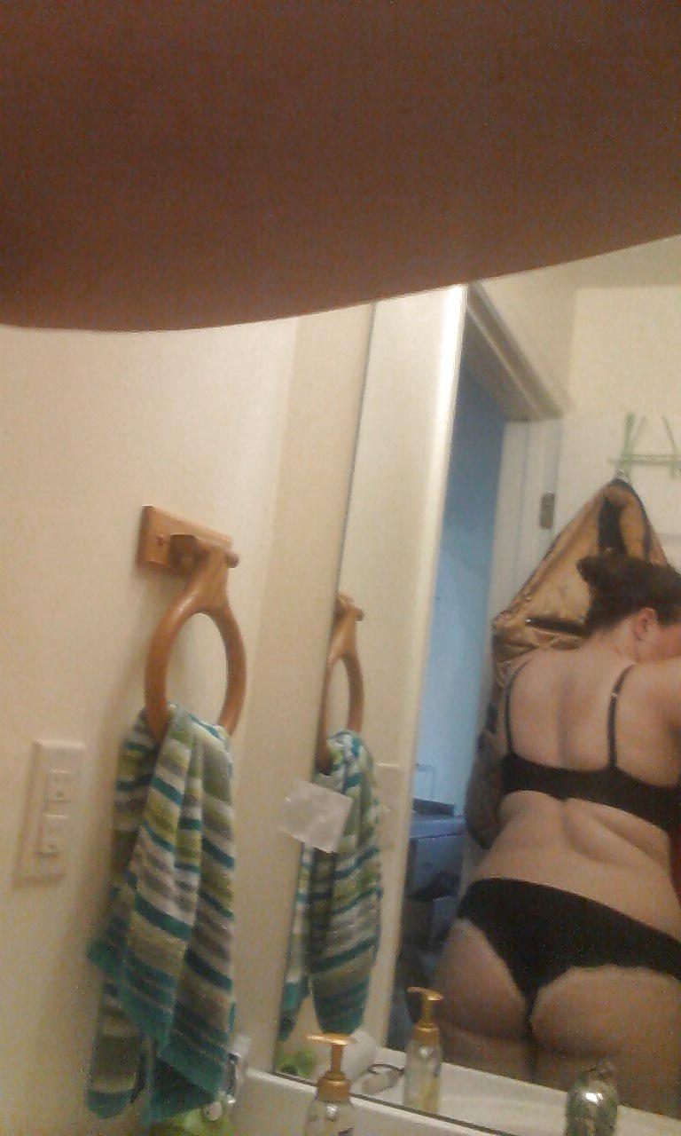 13P PRIVATE PHONE PHOTOS
