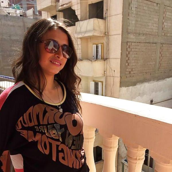 20P Egyptian Big Tits Girls of Alexandria 5 : The Milfs 