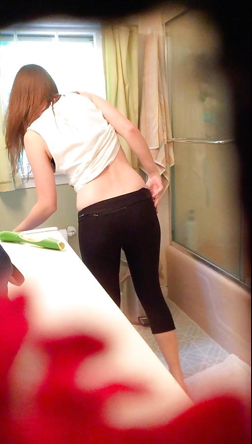 14P Best of spied on tiny tits and shaved cunt college hottie