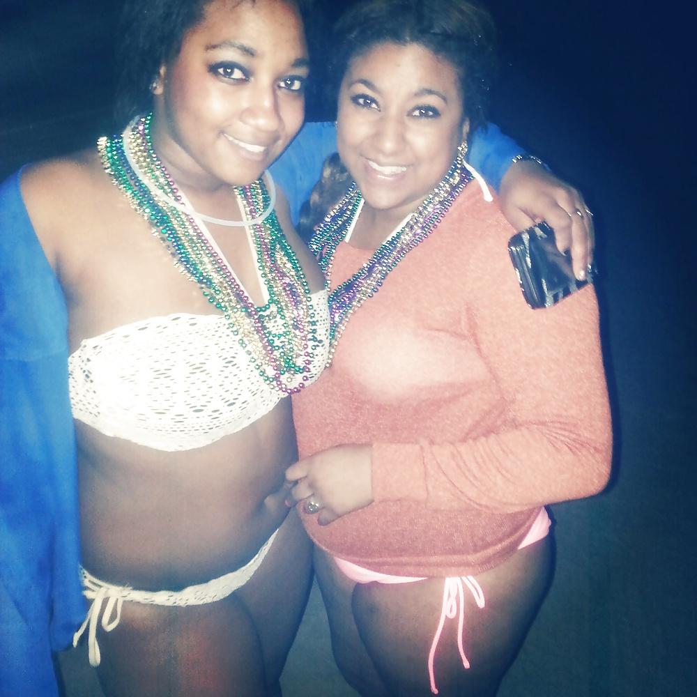 15P Big boobs on black milf 