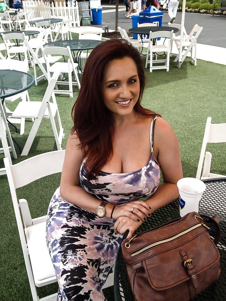 8P Smoking hot Hannah and her big tits