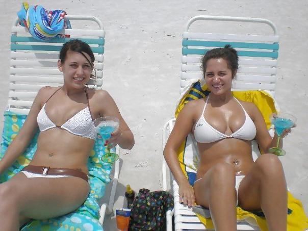 8P Smoking hot Hannah and her big tits