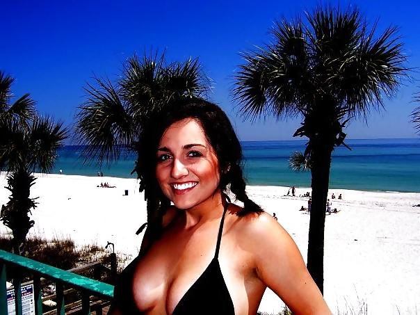 8P Smoking hot Hannah and her big tits