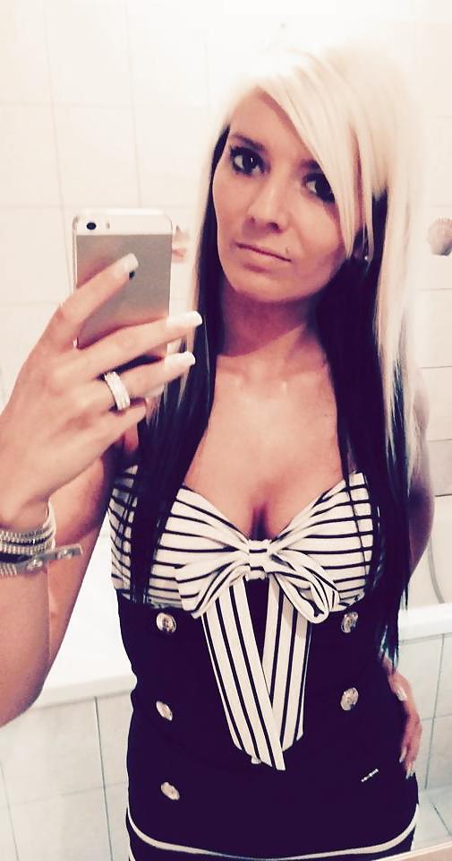 22P Hot new Sluts, Babes, Bitches - please comment