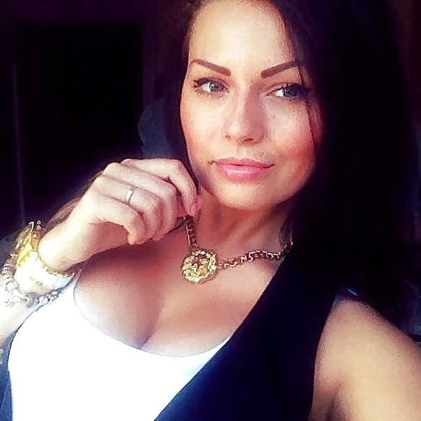 22P Hot new Sluts, Babes, Bitches - please comment