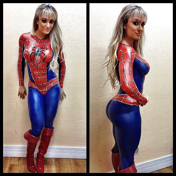 25P Smoking hot asses 