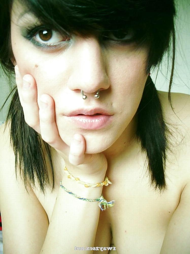 14P Emilia hot n crazy webfound amateur