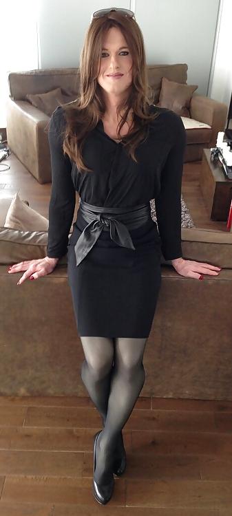 20P Hot babes so sexy