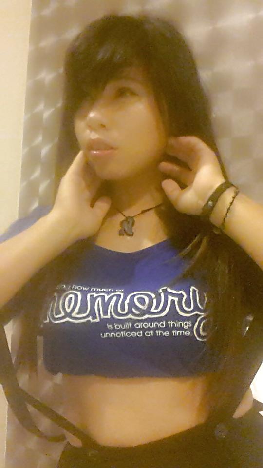 21P Dinda Que Indonesian
