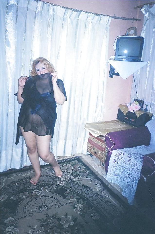 12P Deserve installation Egyptian wife