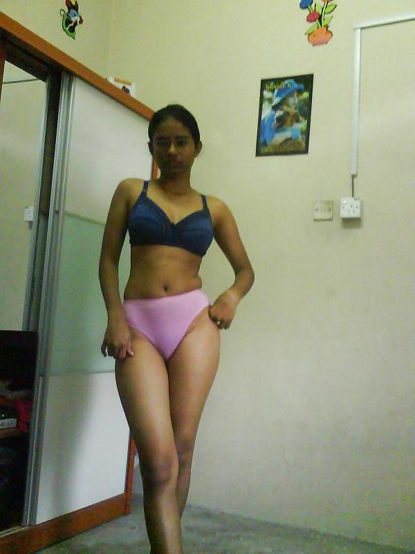 9P Malaysian Indian Girls