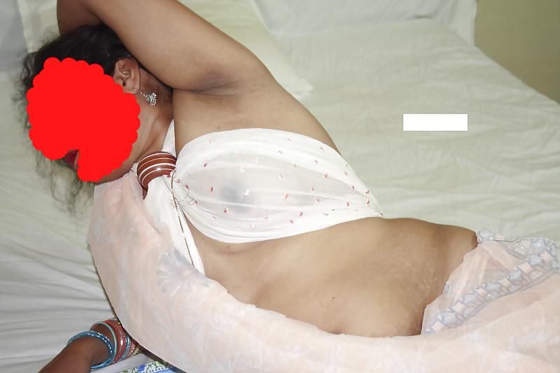 14P Indian Saree Nude 