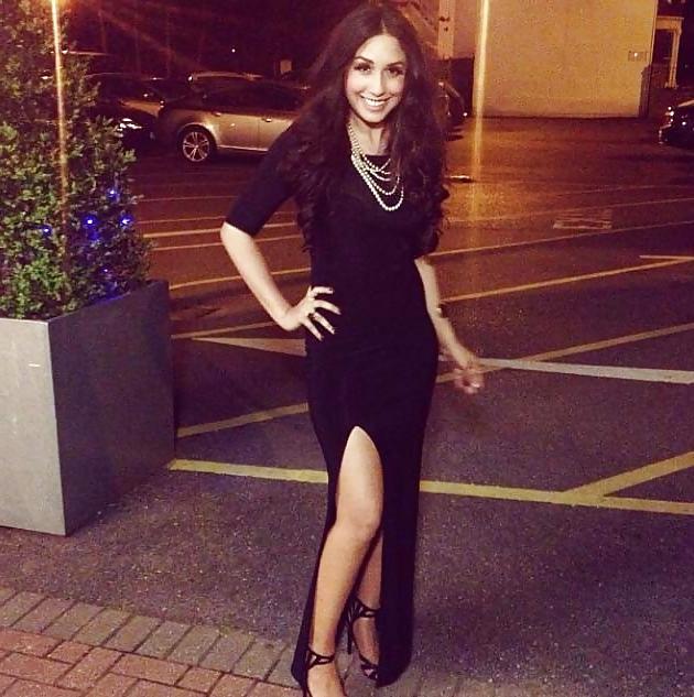 25P Sexy Indian & Paki Women