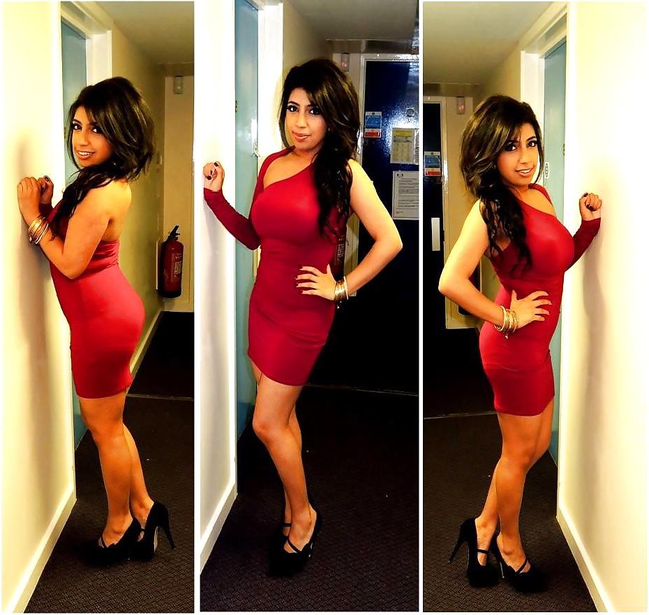 25P Sexy Indian & Paki Women