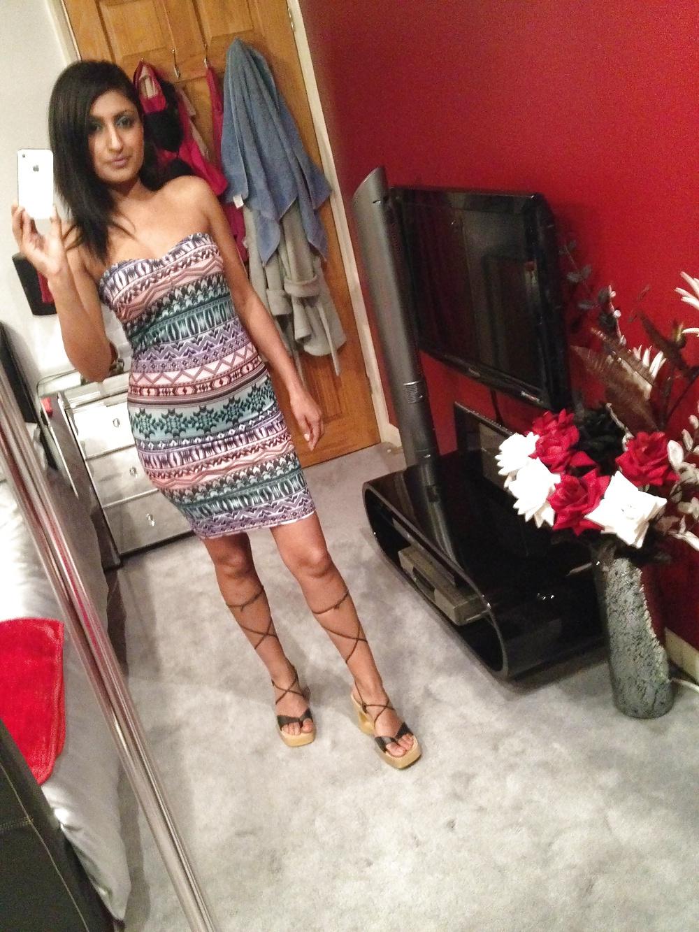 25P Sexy Indian & Paki Women