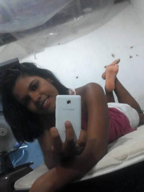 6P Ebony Girl