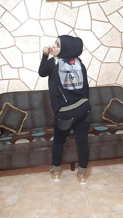 12P Hijab Best ass