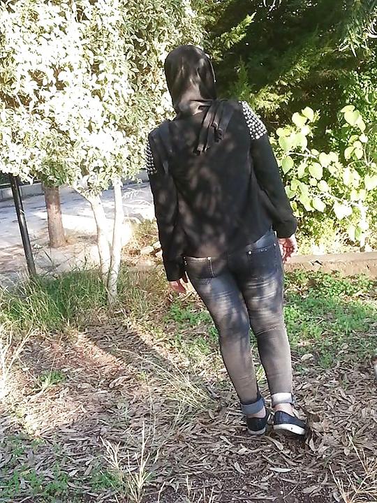 12P Hijab Best ass