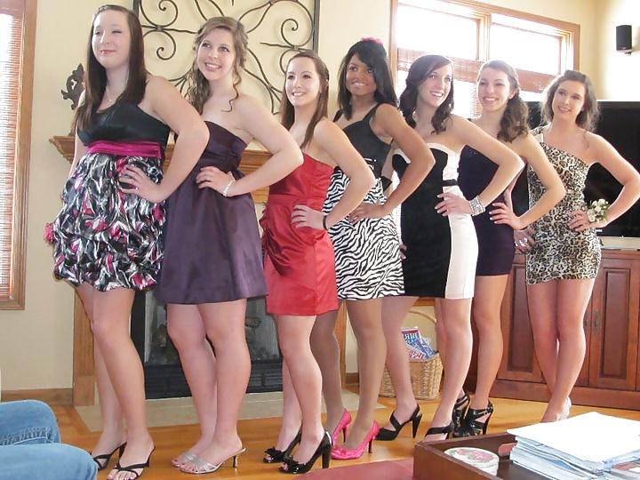 25P Hot amateur babes all dressed up and looking hot