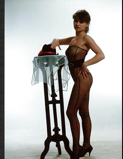 25P Russian married slut Anna Nikolaeva, now lives in the U.S.10