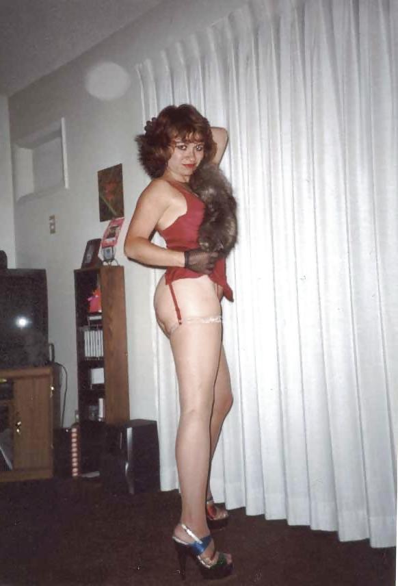 25P Russian married slut Anna Nikolaeva, now lives in the U.S.14