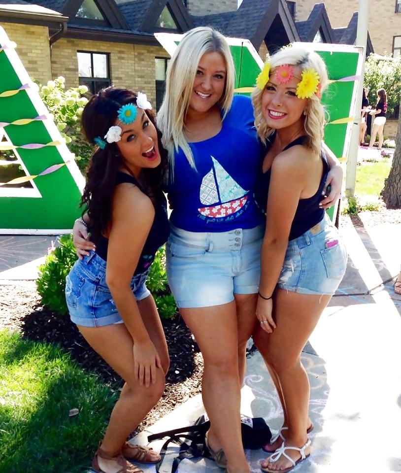 5P Thick sorority girl Jamie 