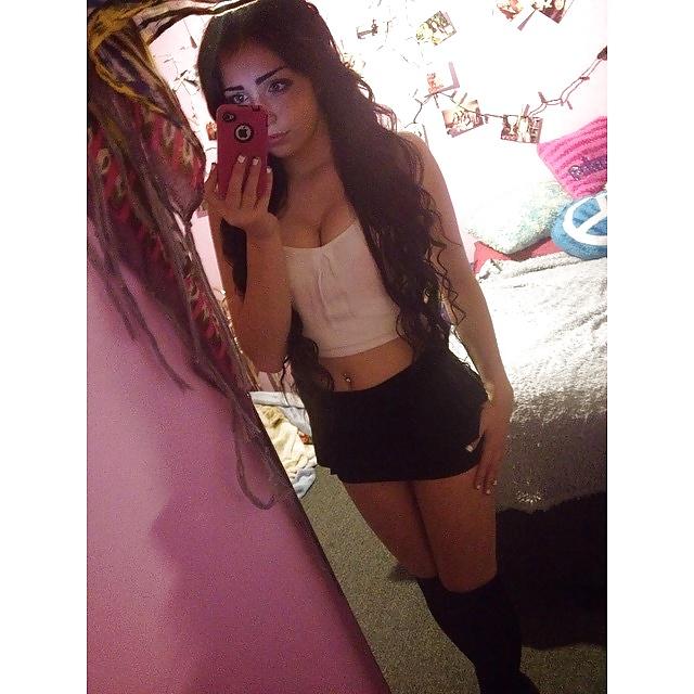 25P Busty and Tight Babes