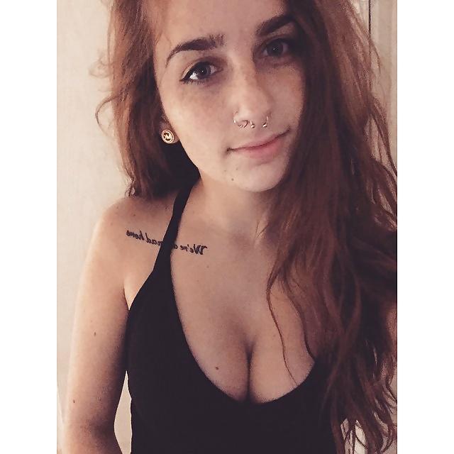 25P Busty and Tight Babes
