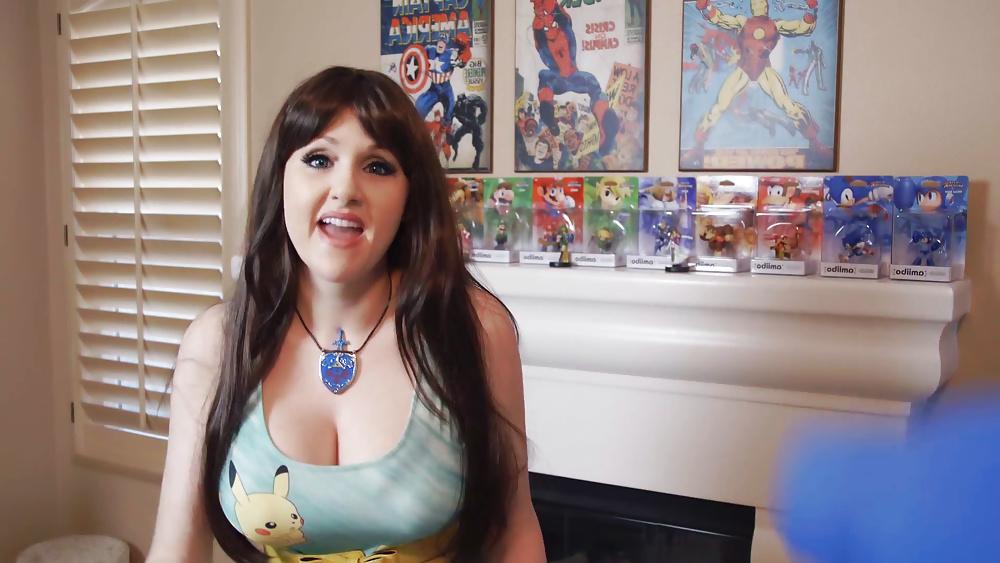 25P Angie Griffin mit BOG BOOBS – Screen Team