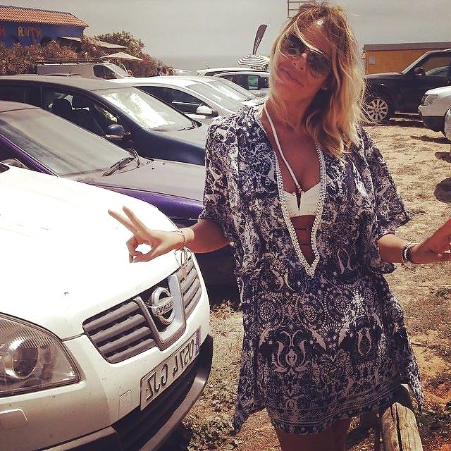 5P Slutty blonde with new boobs.
