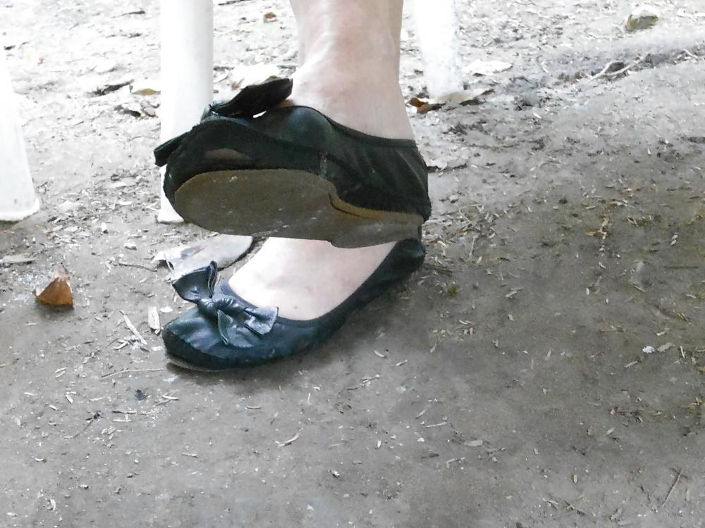 4P Gros plan ballerines de ma femme