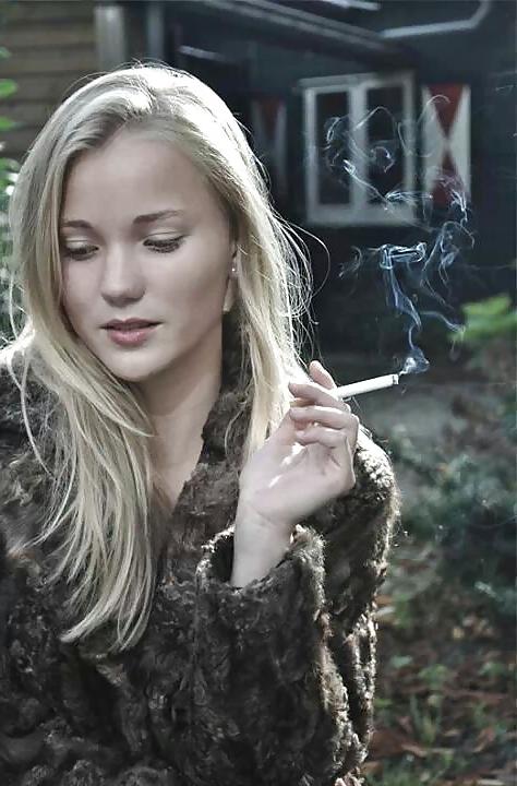 25P Smoking Sexy 14
