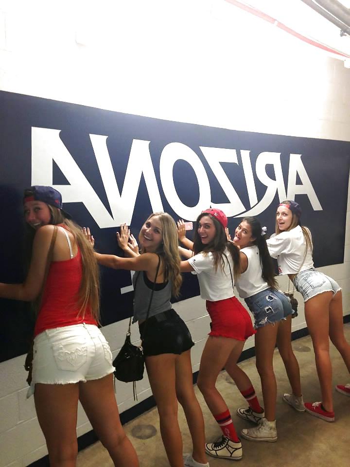 25P Sexy U of A college sorority sluts II, which would you fuck?