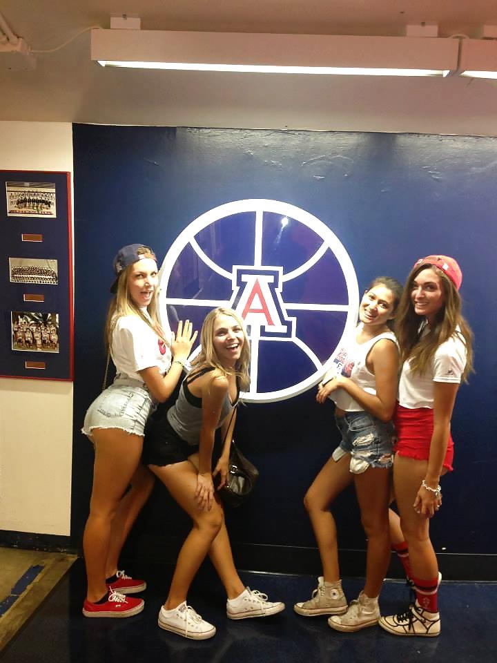 25P Sexy U of A college sorority sluts II, which would you fuck?